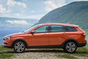 Фото Lada Vesta SW Cross - интерьер и экстерьер