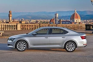 Фото Skoda Superb - интерьер и экстерьер