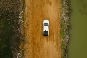Фото Dongfeng DF6 - интерьер и экстерьер
