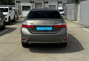 купить подержанные Corolla 2018, автосалон автоцентр