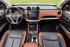 Фото Dongfeng DF6 - интерьер и экстерьер
