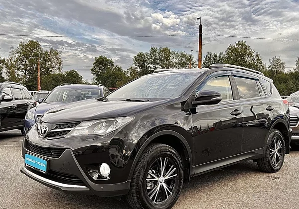 купить подержанный RAV4 2015 года