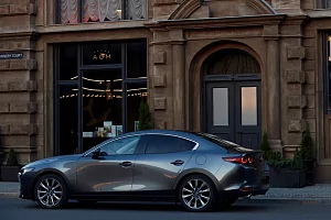 Фото Mazda Три - интерьер и экстерьер