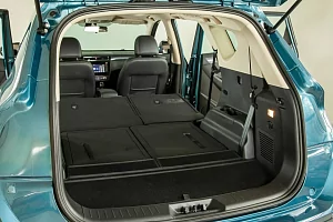 Фото Dongfeng 580 - интерьер и экстерьер