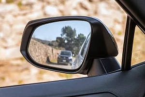 Фото Toyota Rav 4 - интерьер и экстерьер
