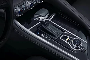 Фото Changan CS 95-2023 - интерьер и экстерьер