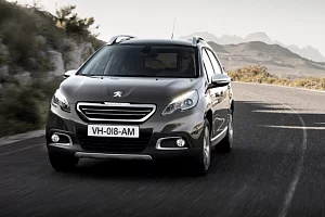 Фото Peugeot 2008 - интерьер и экстерьер