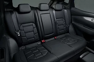 Фото Nissan Qashqai - интерьер и экстерьер