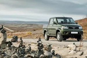 Фото UAZ Патриот Пикап - интерьер и экстерьер