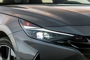 Фото Hyundai Elantra - интерьер и экстерьер