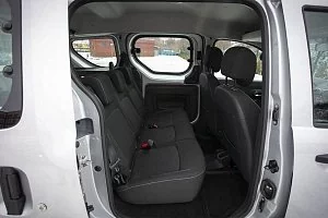 Фото Renault Dokker Stepway - интерьер и экстерьер