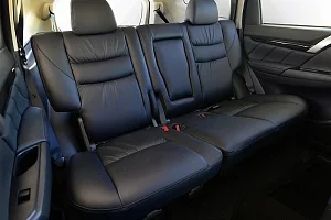 Фото Mitsubishi Pajero Sport - интерьер и экстерьер