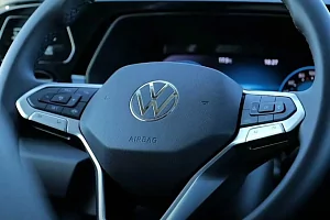 Фото Volkswagen Кэдди - интерьер и экстерьер