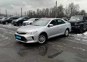 купить Toyota Camry