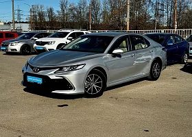 купить Toyota Camry