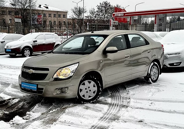 купить подержанный Cobalt 2014 года