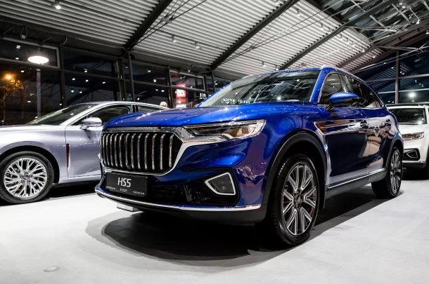 Фото Hongqi HS5 новый