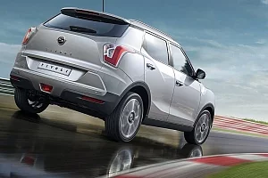 Фото SsangYong Tivoli - интерьер и экстерьер
