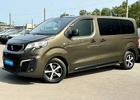 купить Peugeot Traveller