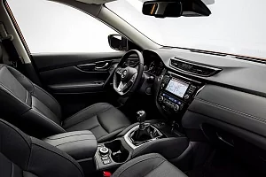 Фото Nissan X-Trail - интерьер и экстерьер