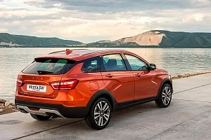 Фото Lada Vesta SW Cross - интерьер и экстерьер