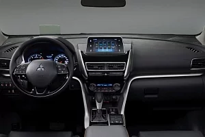 Фото Mitsubishi Eclipse Cross - интерьер и экстерьер