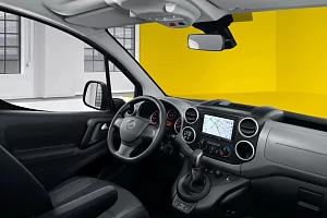 Фото Opel Комбо Лайф - интерьер и экстерьер