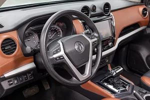 Фото Dongfeng DF6 - интерьер и экстерьер