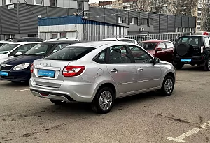 купить Лада Granta 2024, автосалон автоцентр