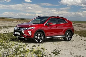 Фото Mitsubishi Eclipse Cross - интерьер и экстерьер