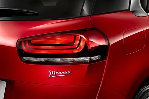 Фото Citroën C4 Picasso - интерьер и экстерьер