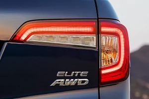 Фото Honda Pilot - интерьер и экстерьер