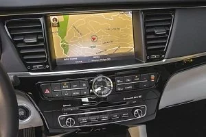 Фото Kia Quoris - интерьер и экстерьер