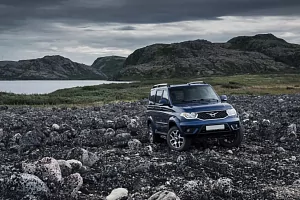 Фото UAZ Патриот - интерьер и экстерьер