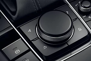 Фото Mazda Три - интерьер и экстерьер