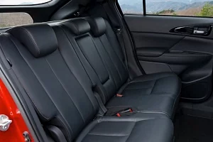 Фото Mitsubishi Eclipse Cross - интерьер и экстерьер