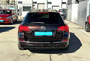 купить Опель Astra 2012, автосалон автоцентр