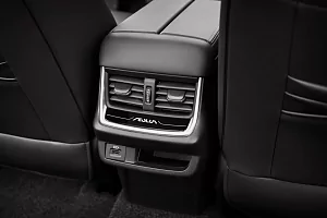 Фото Dongfeng Аеолус Шайн Макс - интерьер и экстерьер