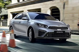 Фото Kia Cerato - интерьер и экстерьер