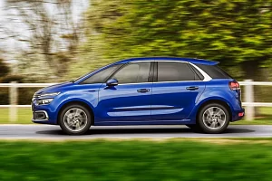 Фото Citroën C4 Picasso - интерьер и экстерьер