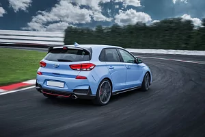 Фото Hyundai Ай 30 - интерьер и экстерьер