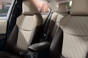 Фото Toyota Corolla - интерьер и экстерьер