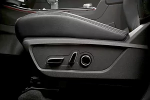 Фото Foton Tunland V9 - интерьер и экстерьер