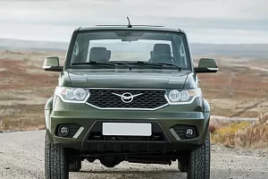 Фото UAZ Патриот Пикап - интерьер и экстерьер