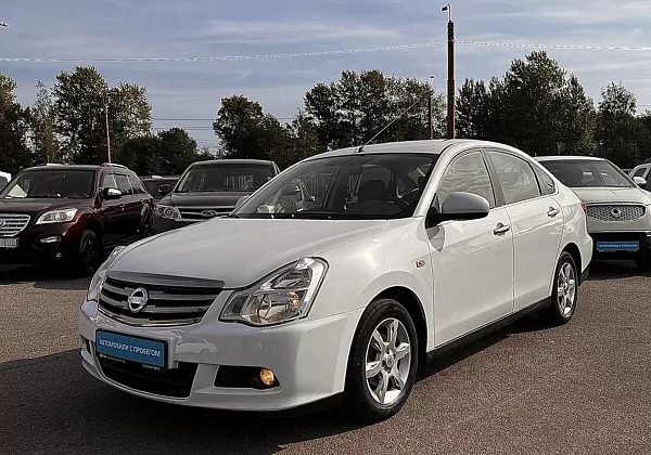 купить подержанный Almera 2013 года