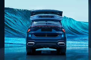 Фото Geely Окаванго - интерьер и экстерьер