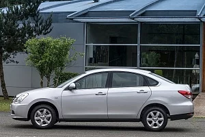 Фото Nissan Almera - интерьер и экстерьер