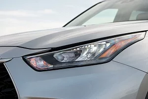 Фото Toyota Highlander - интерьер и экстерьер