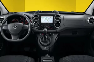 Фото Opel Комбо Лайф - интерьер и экстерьер