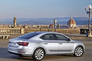 Фото Skoda Superb - интерьер и экстерьер